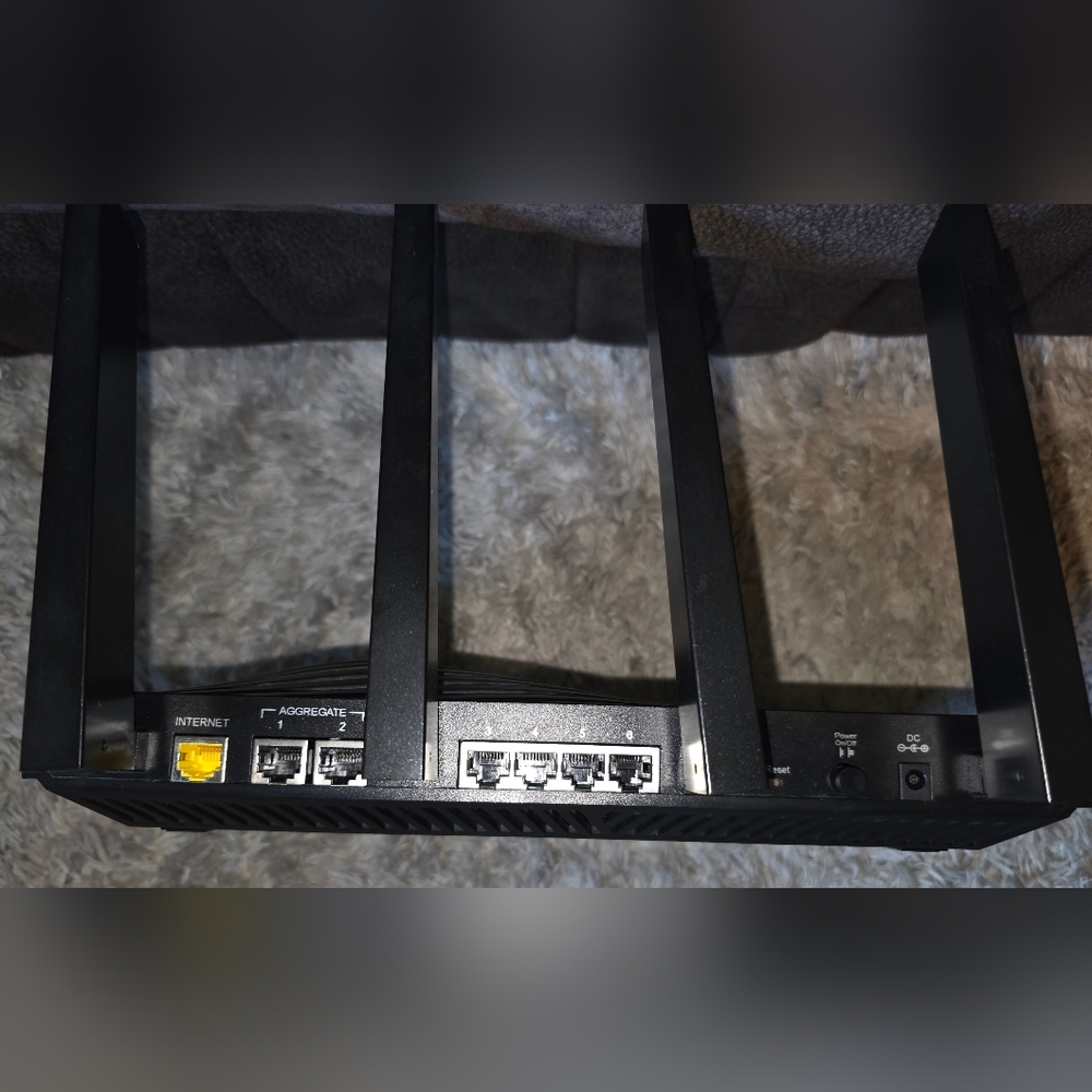 NETGEAR Nighthawk X8 AC5300 R8500 Tri-Band Wireless WiFi Router - Picture 6 of 6